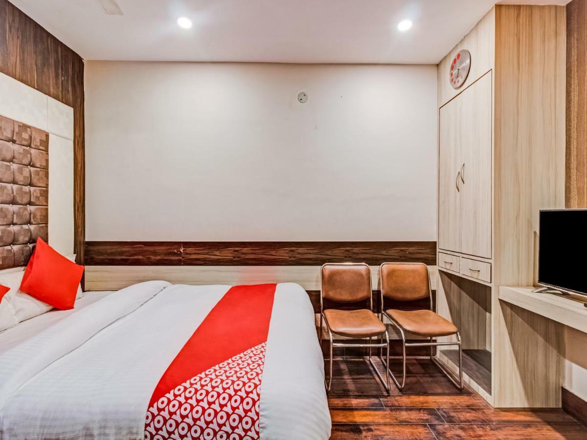 Oyo 24171 Hotel Meridian Jamshedpur Exterior photo