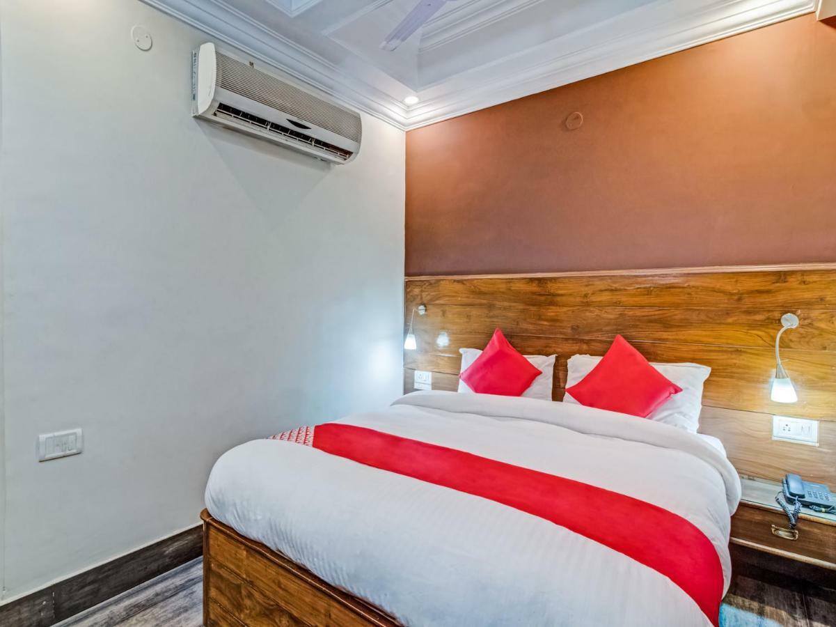 Oyo 24171 Hotel Meridian Jamshedpur Exterior photo