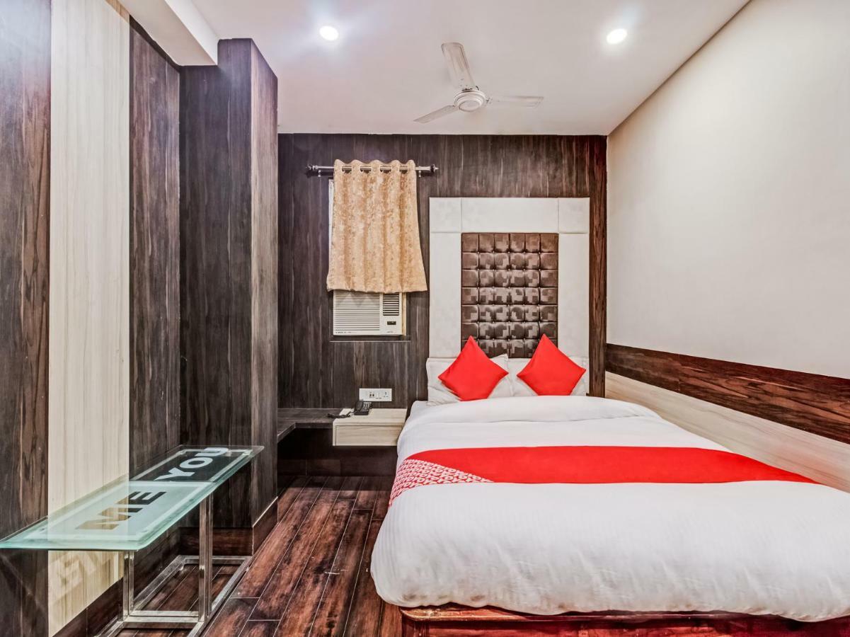 Oyo 24171 Hotel Meridian Jamshedpur Exterior photo