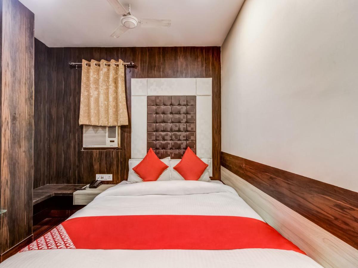 Oyo 24171 Hotel Meridian Jamshedpur Exterior photo